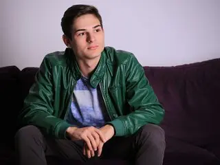 ShawnDiaz video