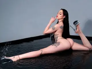 AlesandraLovi naked
